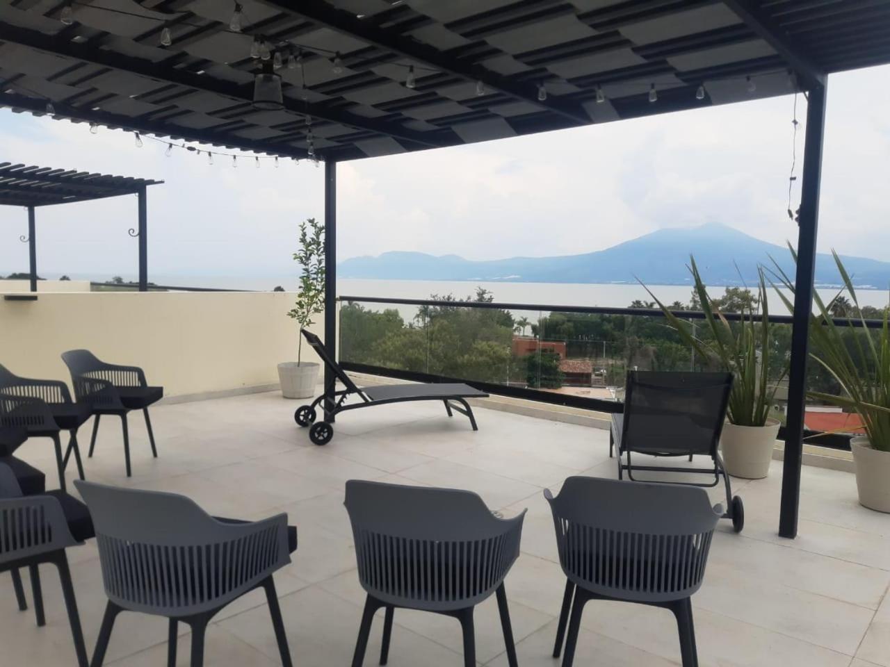 Ribera De Chapala Suites Chantepec Exterior photo